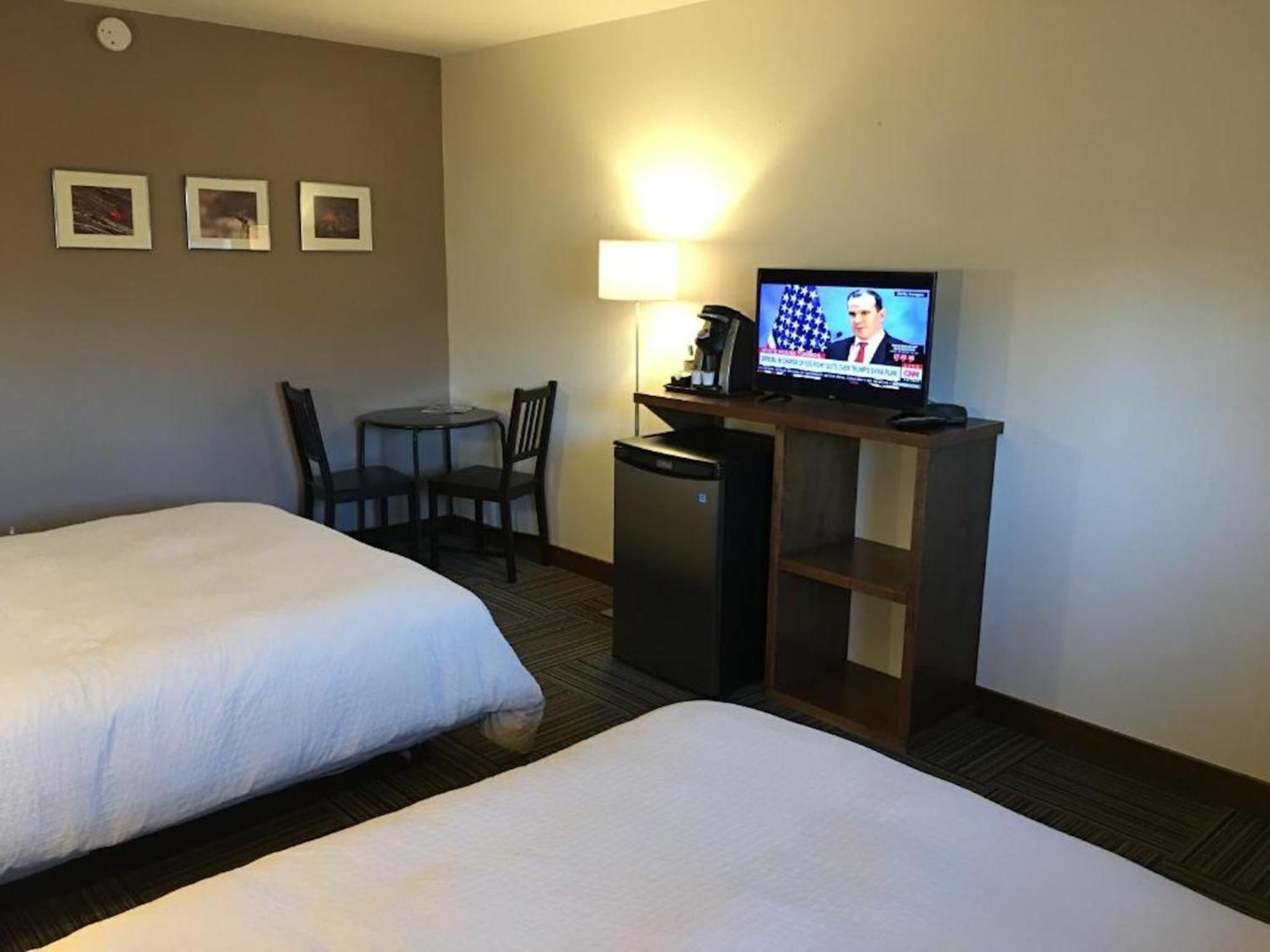 Canterbury Inn Инвермир Экстерьер фото